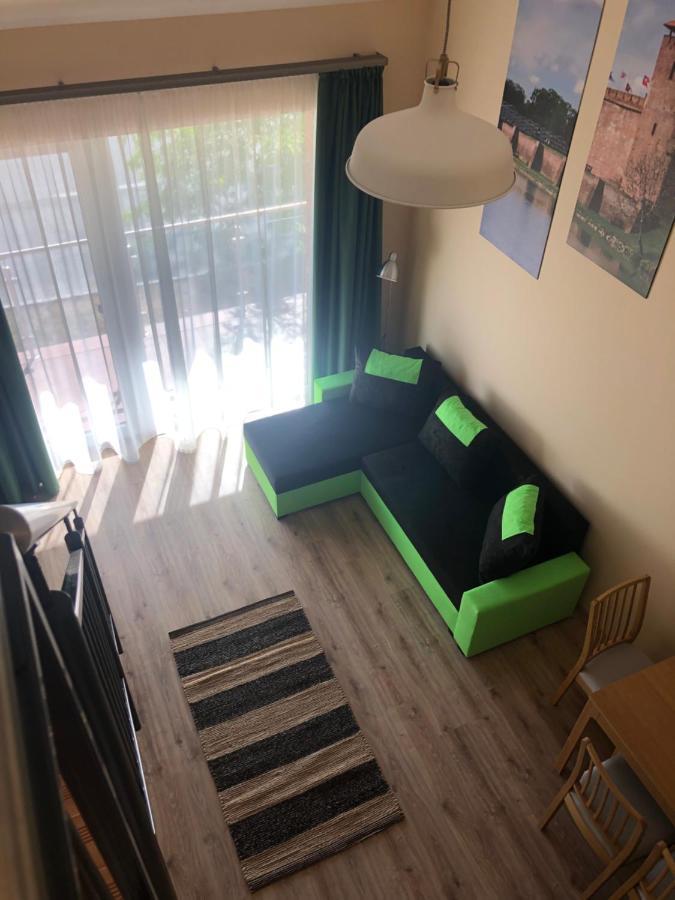 Castellum Apartmanhaz Гюла Екстериор снимка